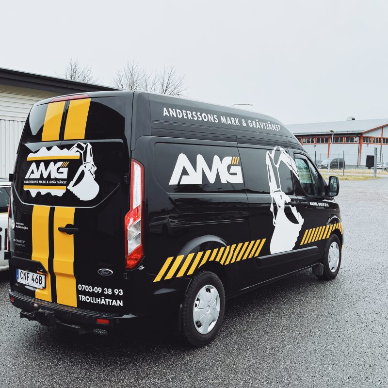 Bilfoliering med AMG-design utförd av Citrusign, stilren och professionell bildekor.